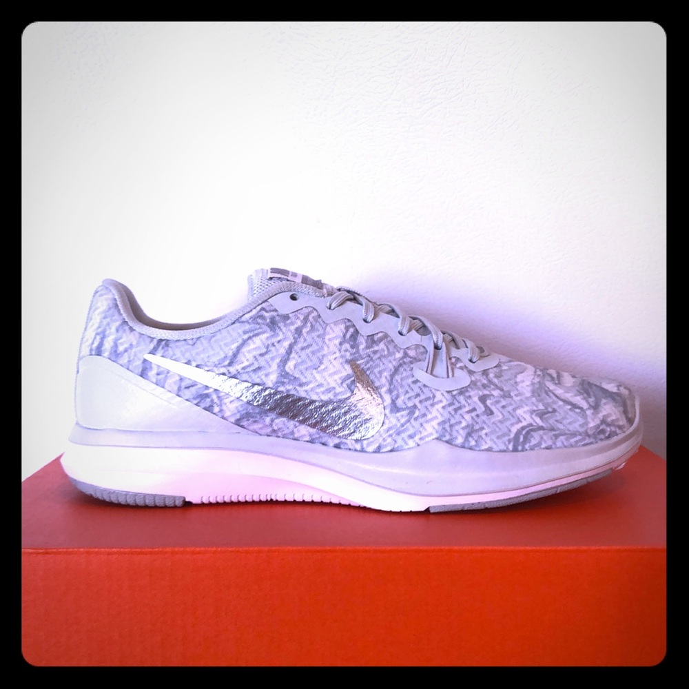 BRAND NEW Nike In-Season Trainer 7!!!